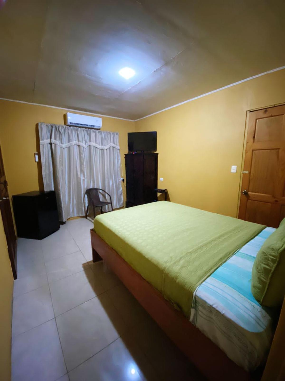 Residencia Las Brisas Griegas Quepos Exteriör bild