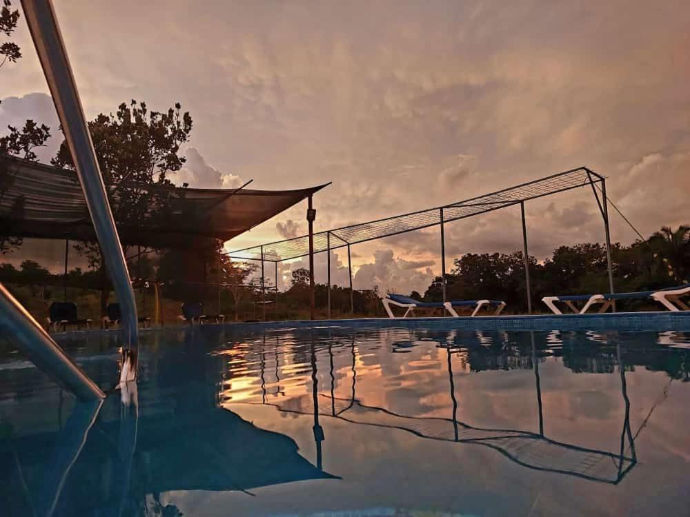 Residencia Las Brisas Griegas Quepos Exteriör bild