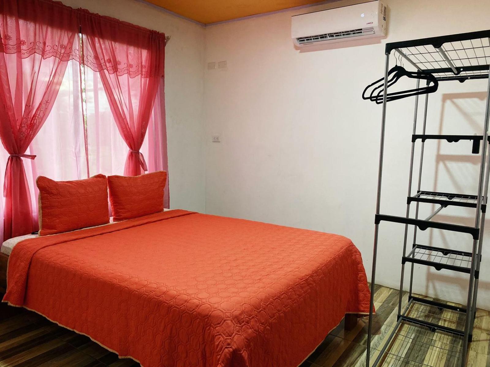 Residencia Las Brisas Griegas Quepos Exteriör bild