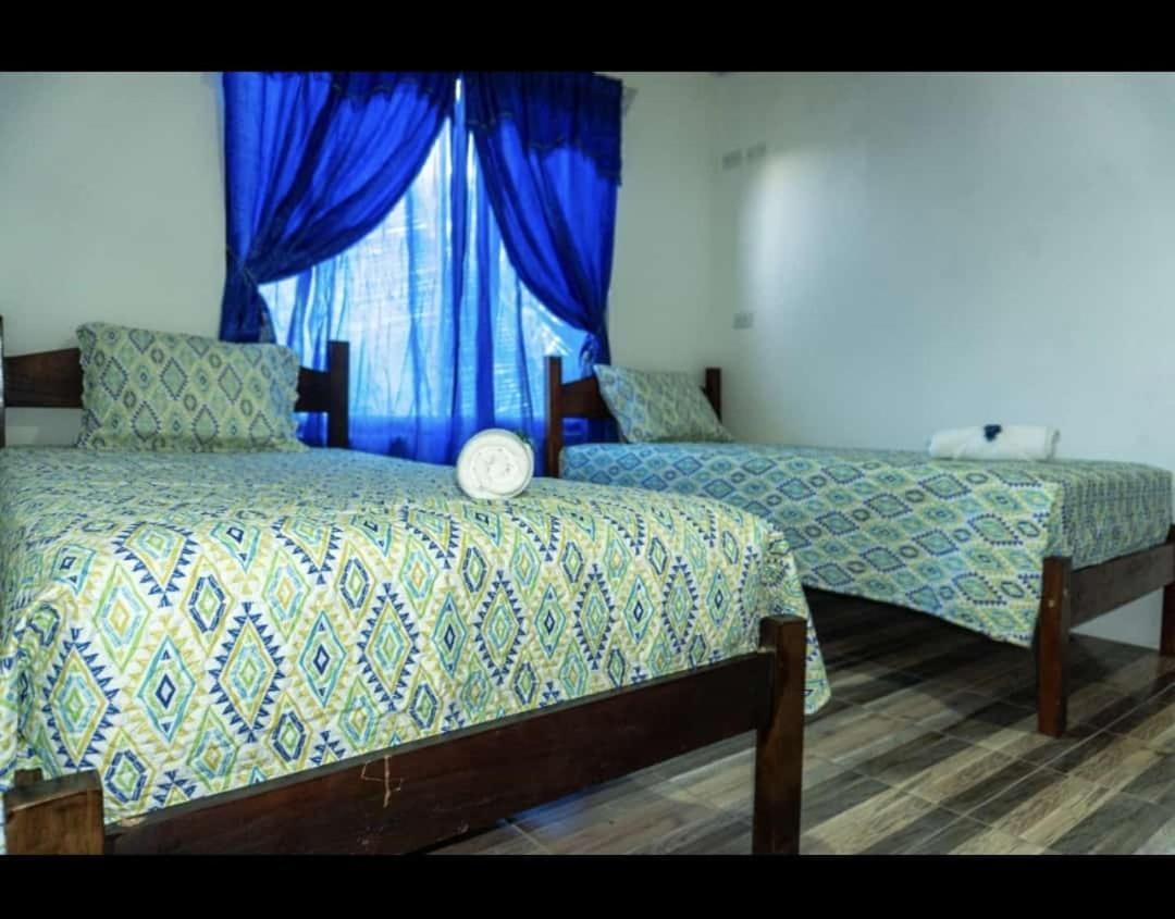Residencia Las Brisas Griegas Quepos Exteriör bild